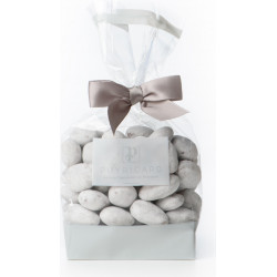 A BAG OF AMANDAS AND AVELINAS IN PRALINE AND ICING SUGAR 200 G