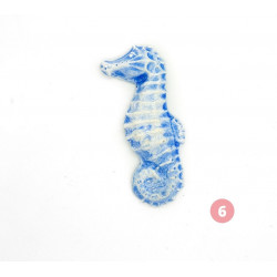 Figurine hippocampe bleu lavande
